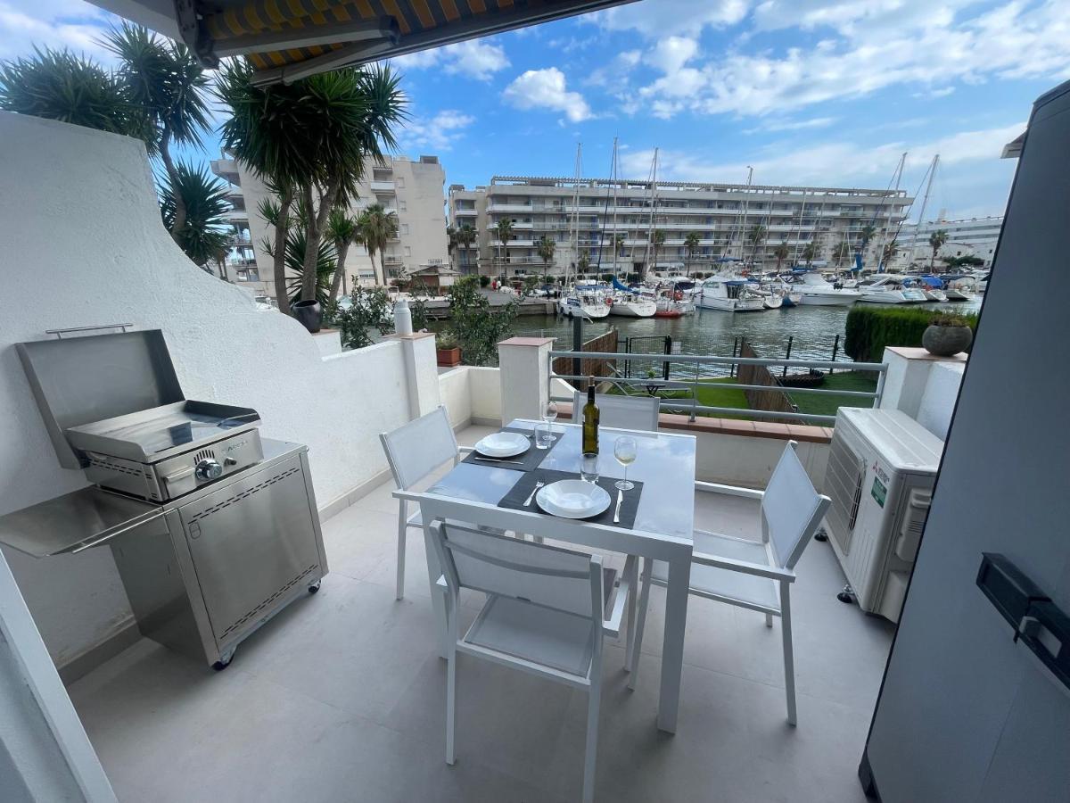 Apartamento Puerto Madeira Roses Luaran gambar