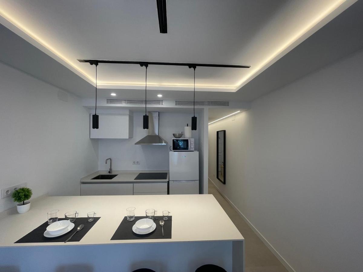 Apartamento Puerto Madeira Roses Luaran gambar