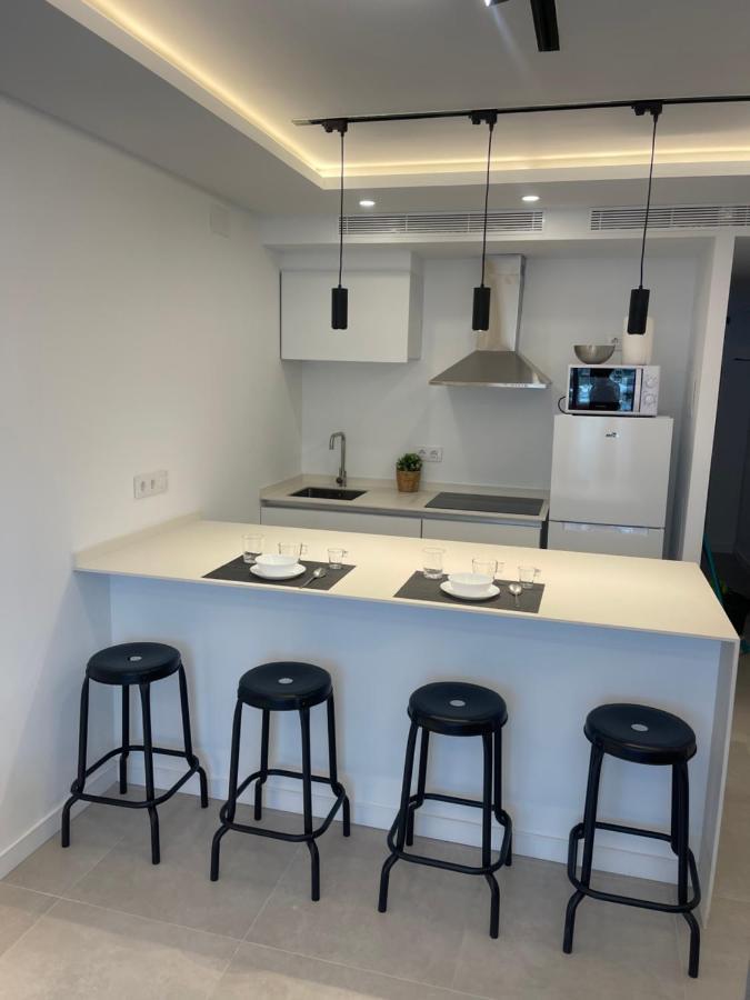 Apartamento Puerto Madeira Roses Luaran gambar