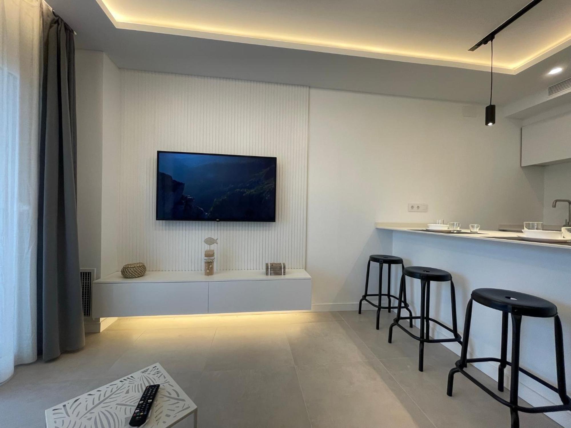 Apartamento Puerto Madeira Roses Luaran gambar